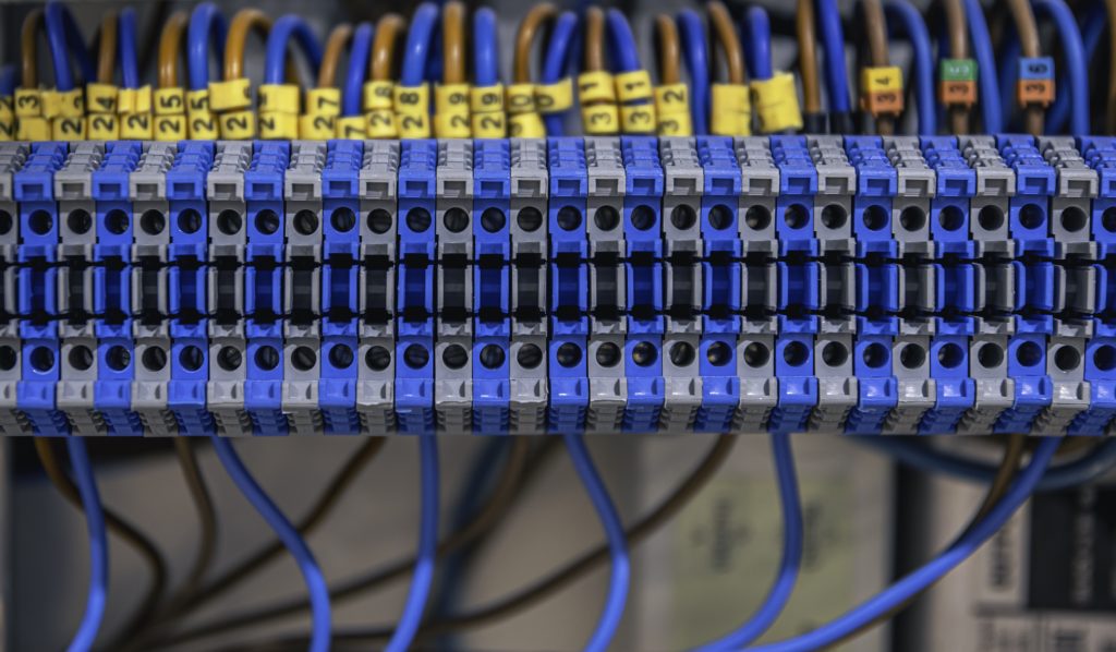 What’s a Cable Installer and Way to Become One?