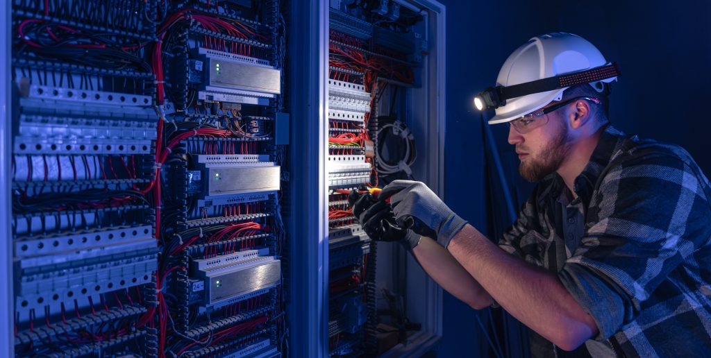 Why You Should Consider Getting the Services of a Professional Network Cabling Installer